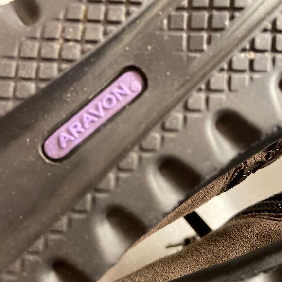 Aravon Josie Leather Brown Suede Booties (Size 7) - Picture 8 of 8